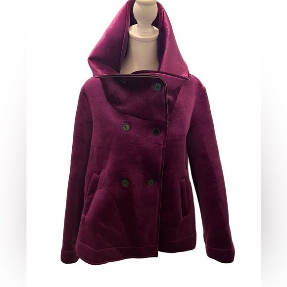 New Italian  velvet coat - Picture 1 of 4